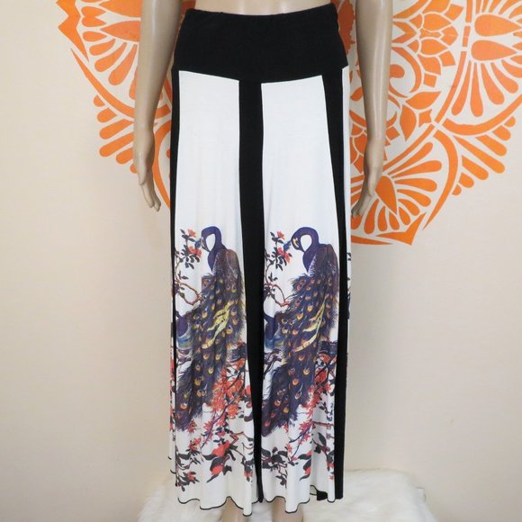 no brand Dresses & Skirts - Art Print Panel Skirt With Peacock Design
